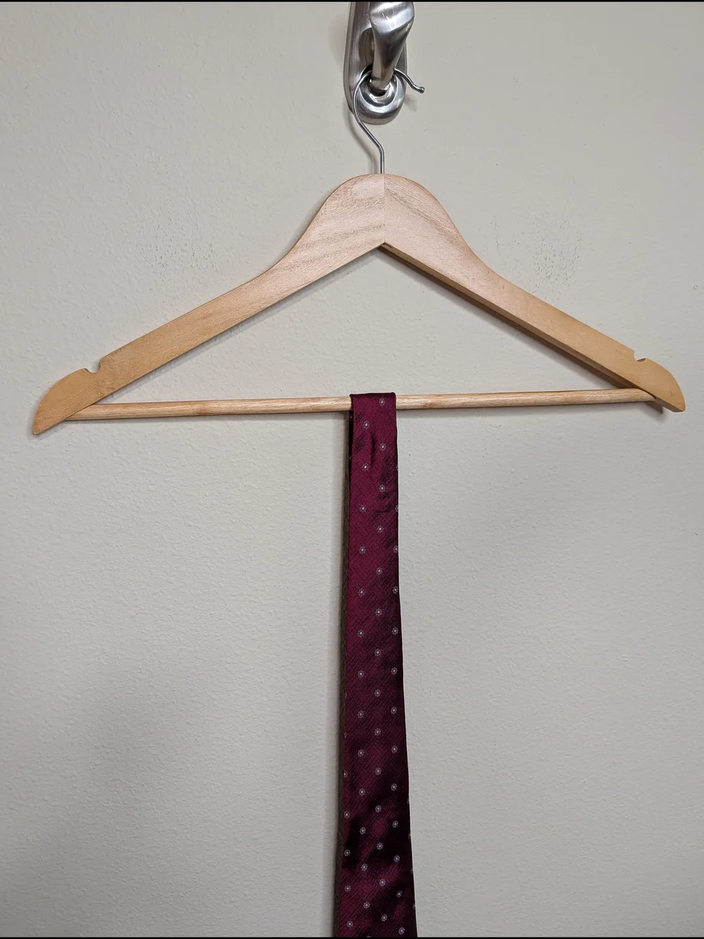 Pierre Cardin‎ Tie Burgundy Herringbone Floral Medallion Vintage Designer French
